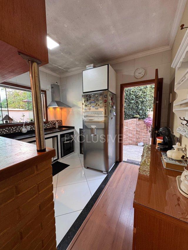 Casa com 3 dormitórios à venda, 200 m² por R$ 720.000,00 - Mury - Nova Friburgo/RJ - Nova Friburgo - 