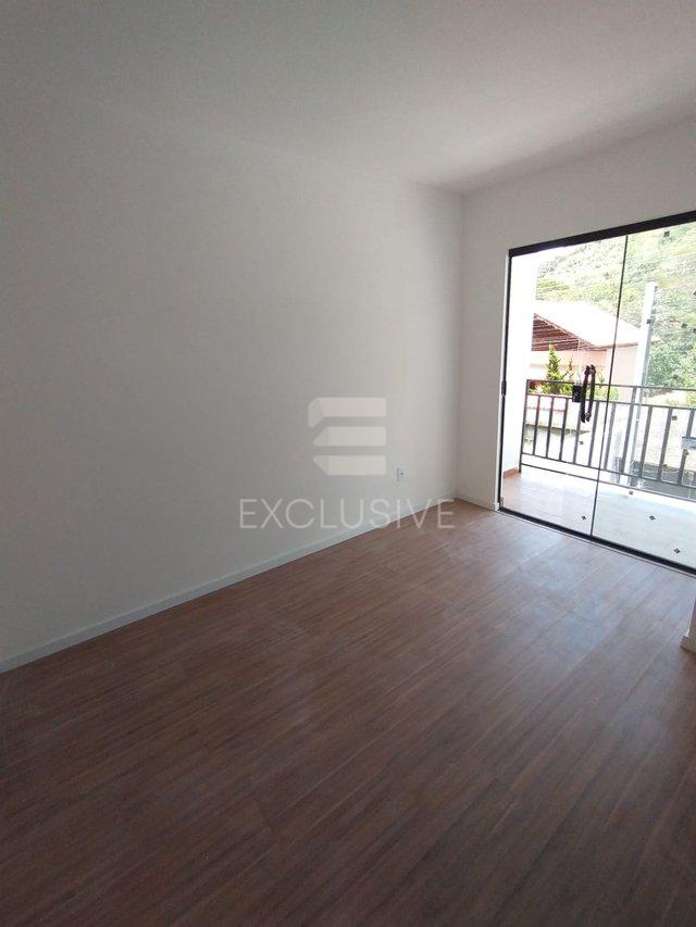 Casa com 2 dormit&oacute;rios &agrave; venda, 67,8 m&sup2; por R$ 350.000 - Parque D. Jo&atilde;o VI - Nova Friburgo  Nova Friburgo - 