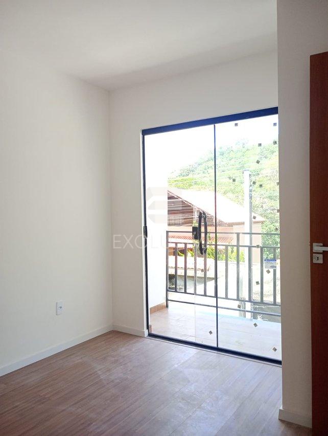 Casa com 2 dormit&oacute;rios &agrave; venda, 67,8 m&sup2; por R$ 350.000 - Parque D. Jo&atilde;o VI - Nova Friburgo  Nova Friburgo - 