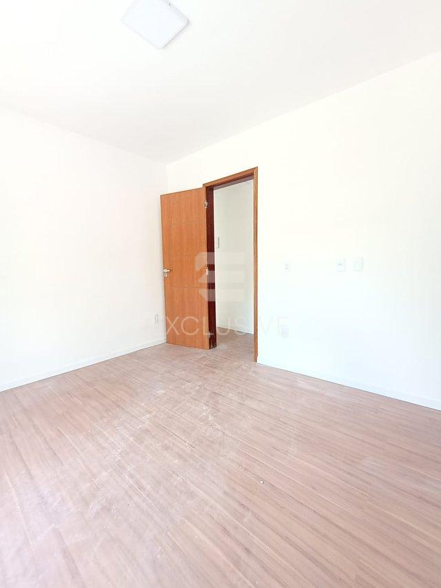 Casa com 2 dormit&oacute;rios &agrave; venda, 67,8 m&sup2; por R$ 350.000 - Parque D. Jo&atilde;o VI - Nova Friburgo  Nova Friburgo - 