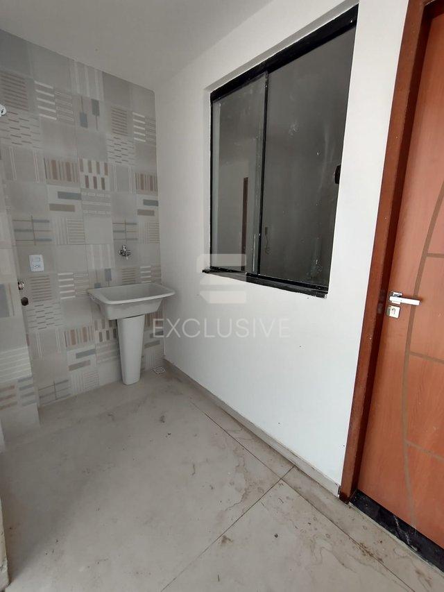 Casa com 2 dormit&oacute;rios &agrave; venda, 67,8 m&sup2; por R$ 350.000 - Parque D. Jo&atilde;o VI - Nova Friburgo  Nova Friburgo - 