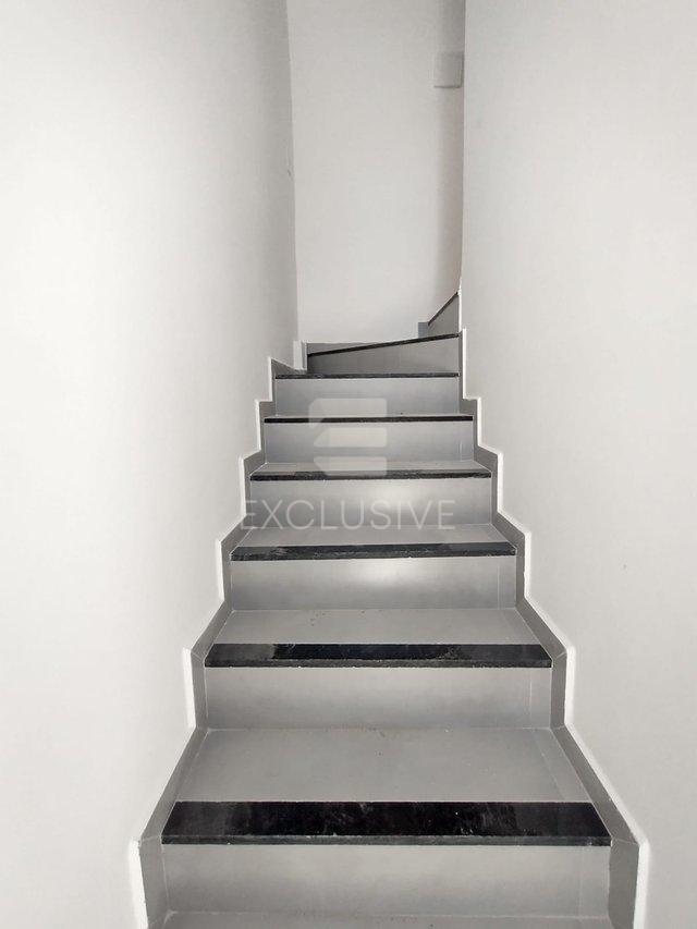 Casa com 2 dormit&oacute;rios &agrave; venda, 67,8 m&sup2; por R$ 350.000 - Parque D. Jo&atilde;o VI - Nova Friburgo  Nova Friburgo - 