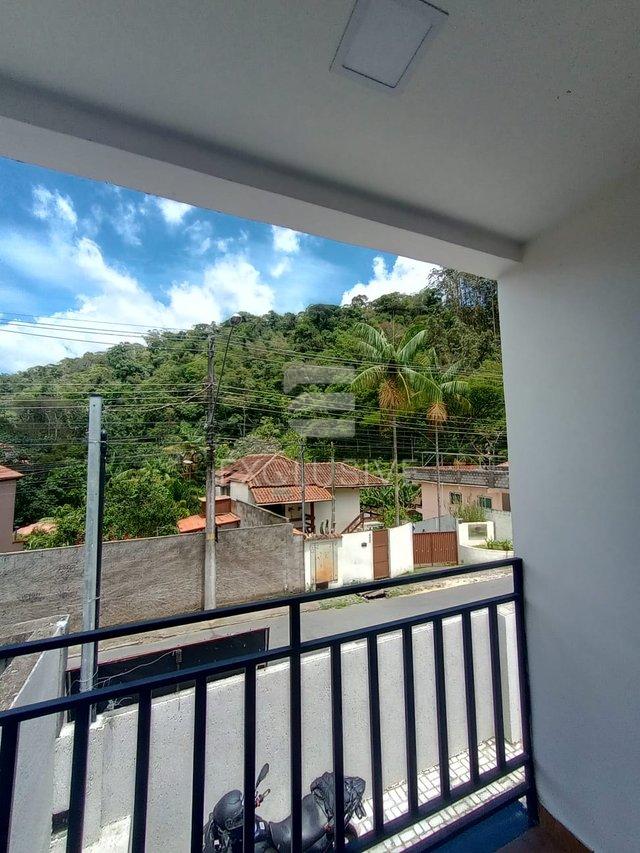 Casa com 2 dormit&oacute;rios &agrave; venda, 67,8 m&sup2; por R$ 350.000 - Parque D. Jo&atilde;o VI - Nova Friburgo  Nova Friburgo - 