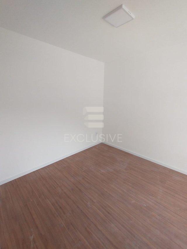 Casa com 2 dormit&oacute;rios &agrave; venda, 67,8 m&sup2; por R$ 350.000 - Parque D. Jo&atilde;o VI - Nova Friburgo  Nova Friburgo - 