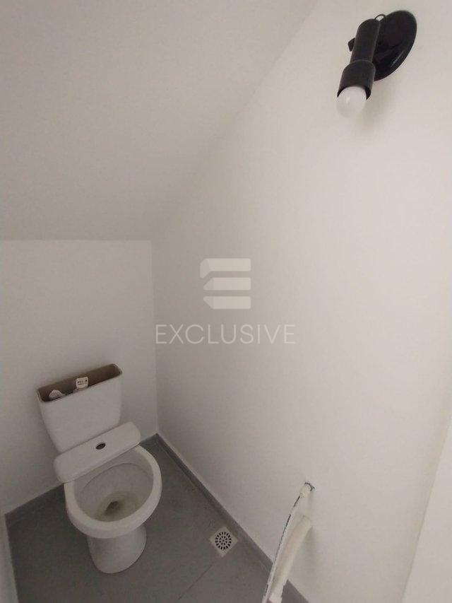 Casa com 2 dormit&oacute;rios &agrave; venda, 67,8 m&sup2; por R$ 350.000 - Parque D. Jo&atilde;o VI - Nova Friburgo  Nova Friburgo - 