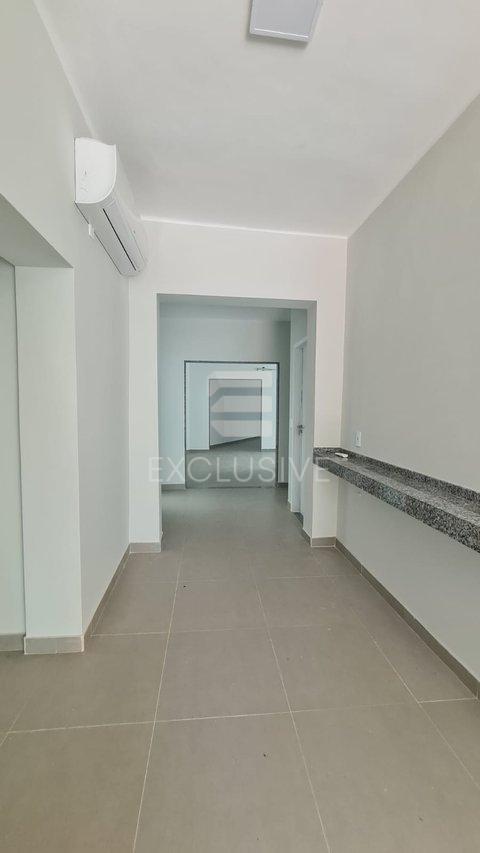 EXCELENTE PONTO COMERCIAL PARA LOCAÇÃO - CENTRO - NOVA FRIBURGO Rua Eduardo Salusse Nova Friburgo - 