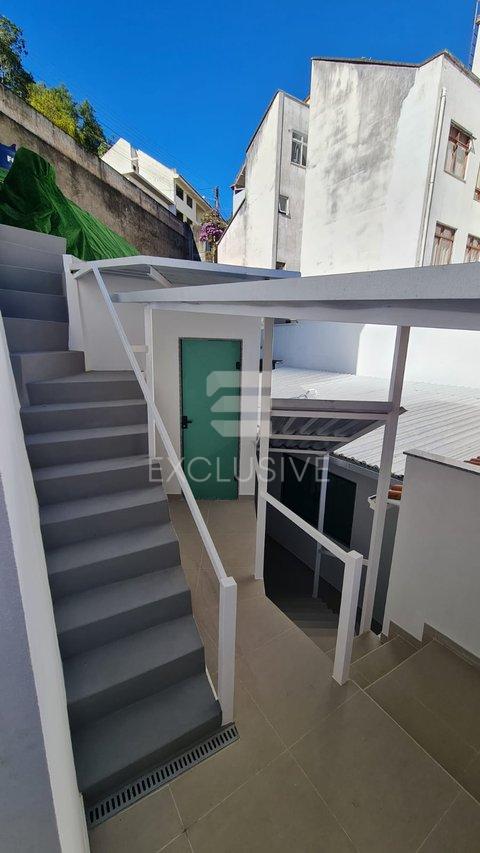 EXCELENTE PONTO COMERCIAL PARA LOCAÇÃO - CENTRO - NOVA FRIBURGO Rua Eduardo Salusse Nova Friburgo - 