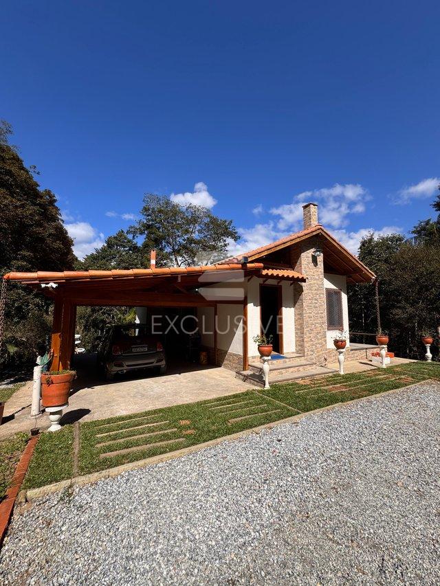 Belíssima Chácara em Amparo com 30.000 m²,  R$ 730.000,00 - Nova Friburgo/RJ Estrada Horácio Augusto Folly Nova Friburgo - 