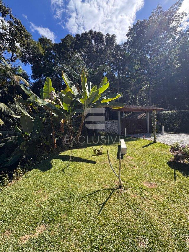 Belíssima Chácara em Amparo com 30.000 m²,  R$ 730.000,00 - Nova Friburgo/RJ Estrada Horácio Augusto Folly Nova Friburgo - 