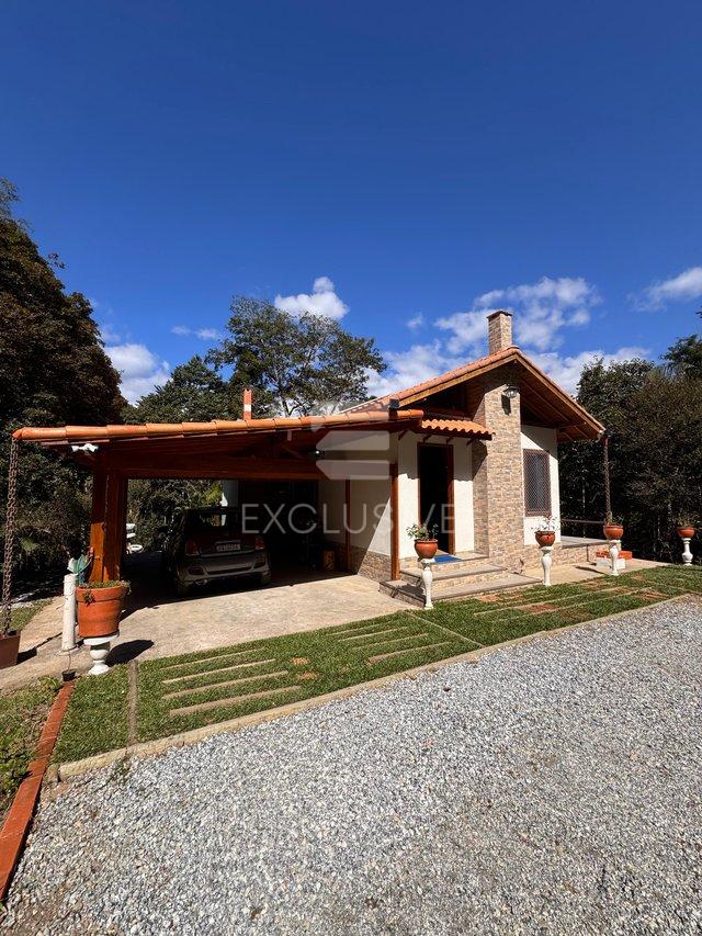 Belíssima Chácara em Amparo com 30.000 m²,  R$ 730.000,00 - Nova Friburgo/RJ Estrada Horácio Augusto Folly Nova Friburgo - 