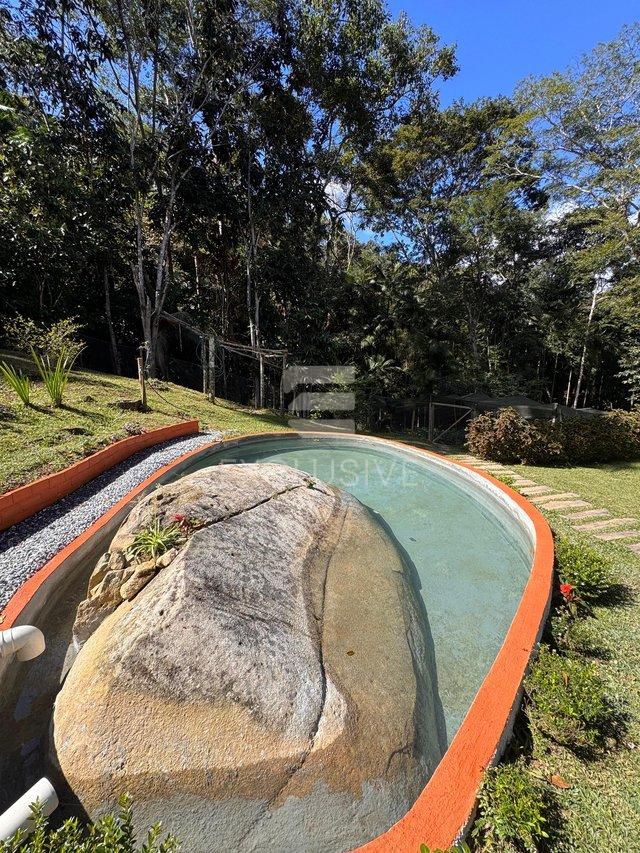 Belíssima Chácara em Amparo com 30.000 m²,  R$ 730.000,00 - Nova Friburgo/RJ Estrada Horácio Augusto Folly Nova Friburgo - 