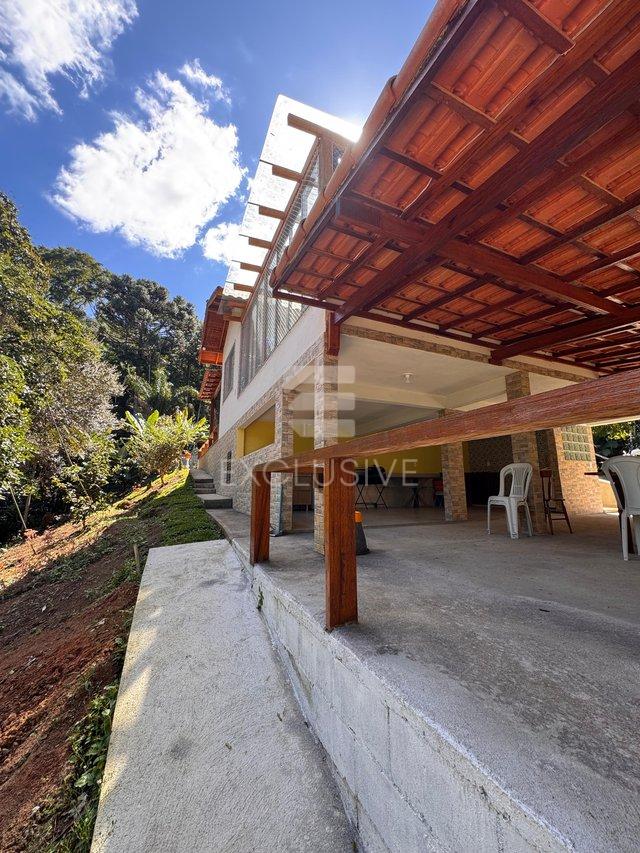 Belíssima Chácara em Amparo com 30.000 m²,  R$ 730.000,00 - Nova Friburgo/RJ Estrada Horácio Augusto Folly Nova Friburgo - 