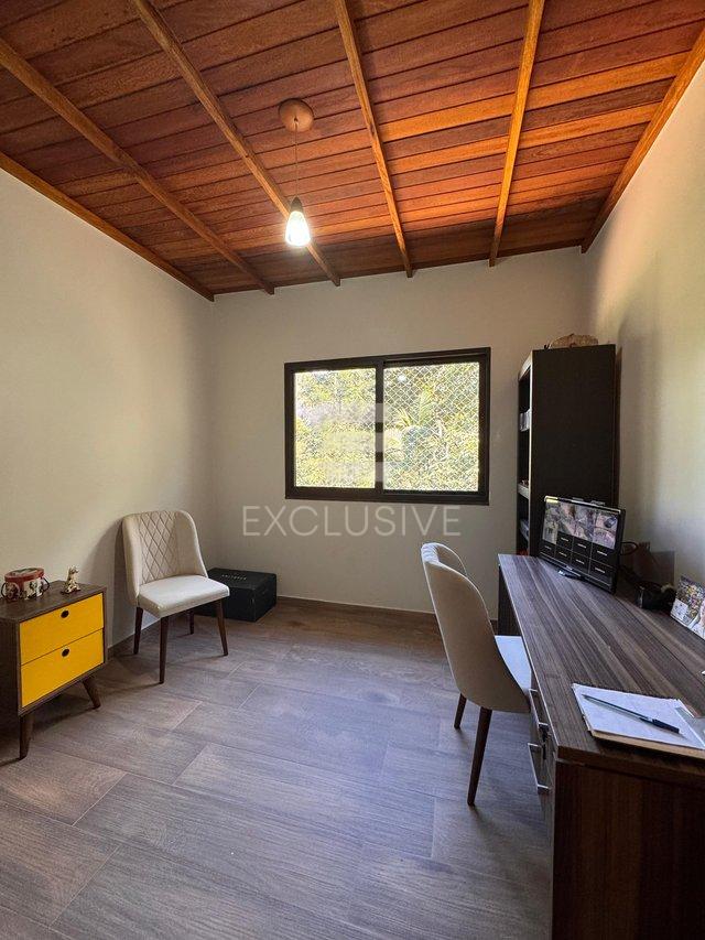 Belíssima Chácara em Amparo com 30.000 m²,  R$ 730.000,00 - Nova Friburgo/RJ Estrada Horácio Augusto Folly Nova Friburgo - 
