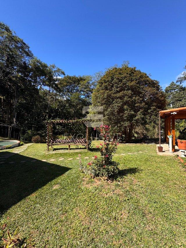 Belíssima Chácara em Amparo com 30.000 m²,  R$ 730.000,00 - Nova Friburgo/RJ Estrada Horácio Augusto Folly Nova Friburgo - 