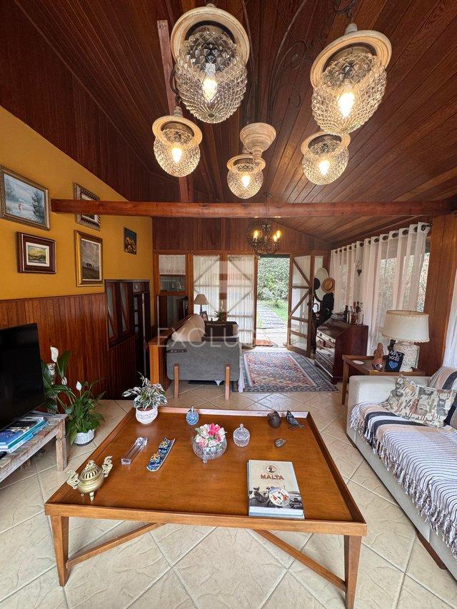 Casa com 4 dormitórios à venda, 202 m² por R$ 1.250.000,00 - Cônego- Nova Friburgo/RJ  Nova Friburgo - 