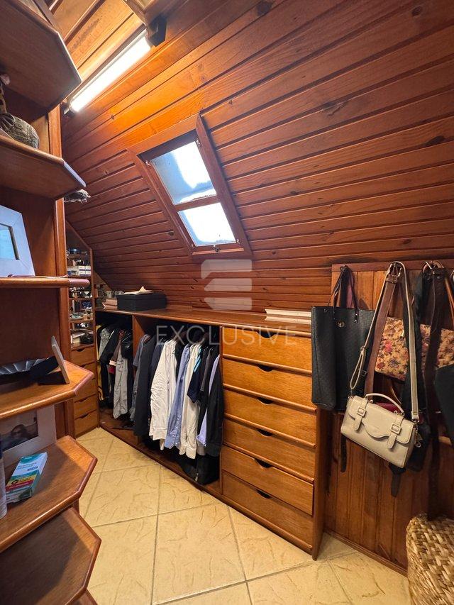 Casa com 4 dormitórios à venda, 202 m² por R$ 1.250.000,00 - Cônego- Nova Friburgo/RJ  Nova Friburgo - 