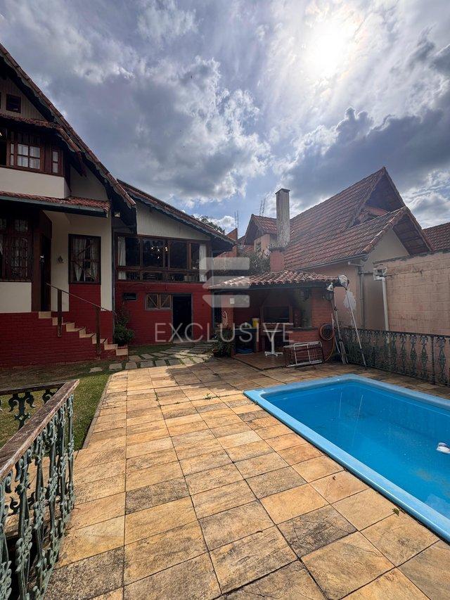 Casa com 4 dormitórios à venda, 202 m² por R$ 1.250.000,00 - Cônego- Nova Friburgo/RJ  Nova Friburgo - 
