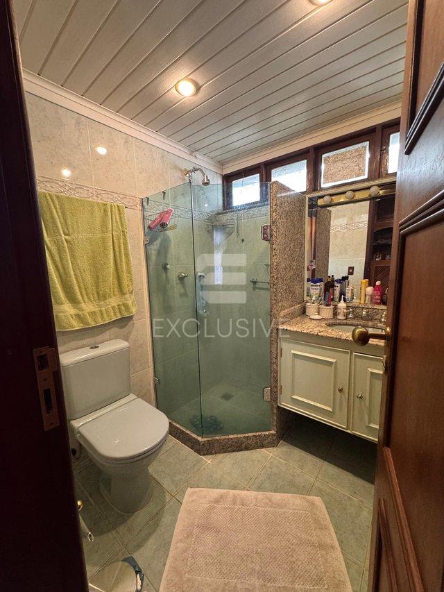 Casa com 4 dormitórios à venda, 202 m² por R$ 1.250.000,00 - Cônego- Nova Friburgo/RJ  Nova Friburgo - 