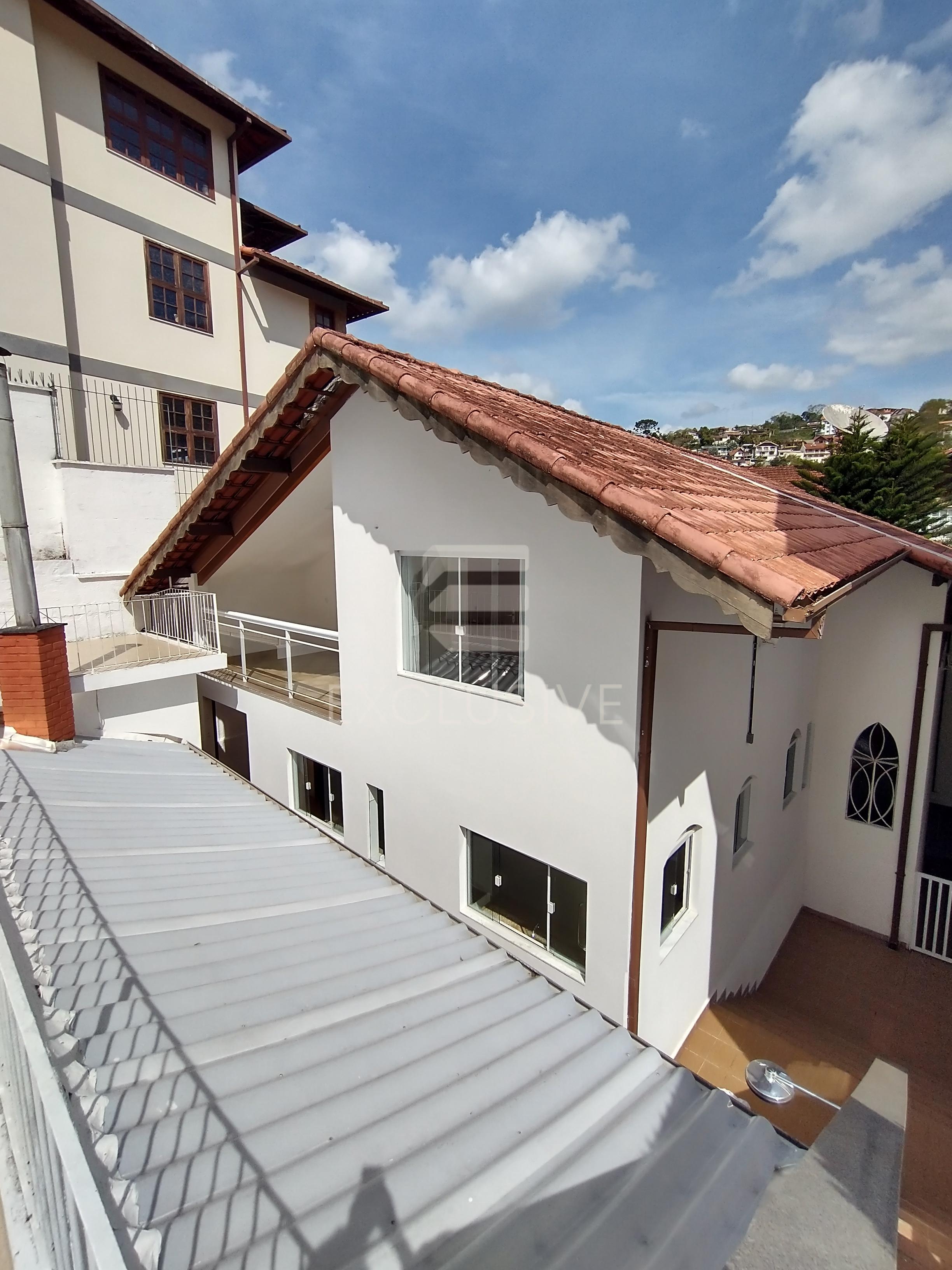Casa com 4 dormit&oacute;rios &agrave; venda, 372 m&sup2; por R$ 1650.000,00 - Braunes - Nova Friburgo/RJ  Nova Friburgo - 