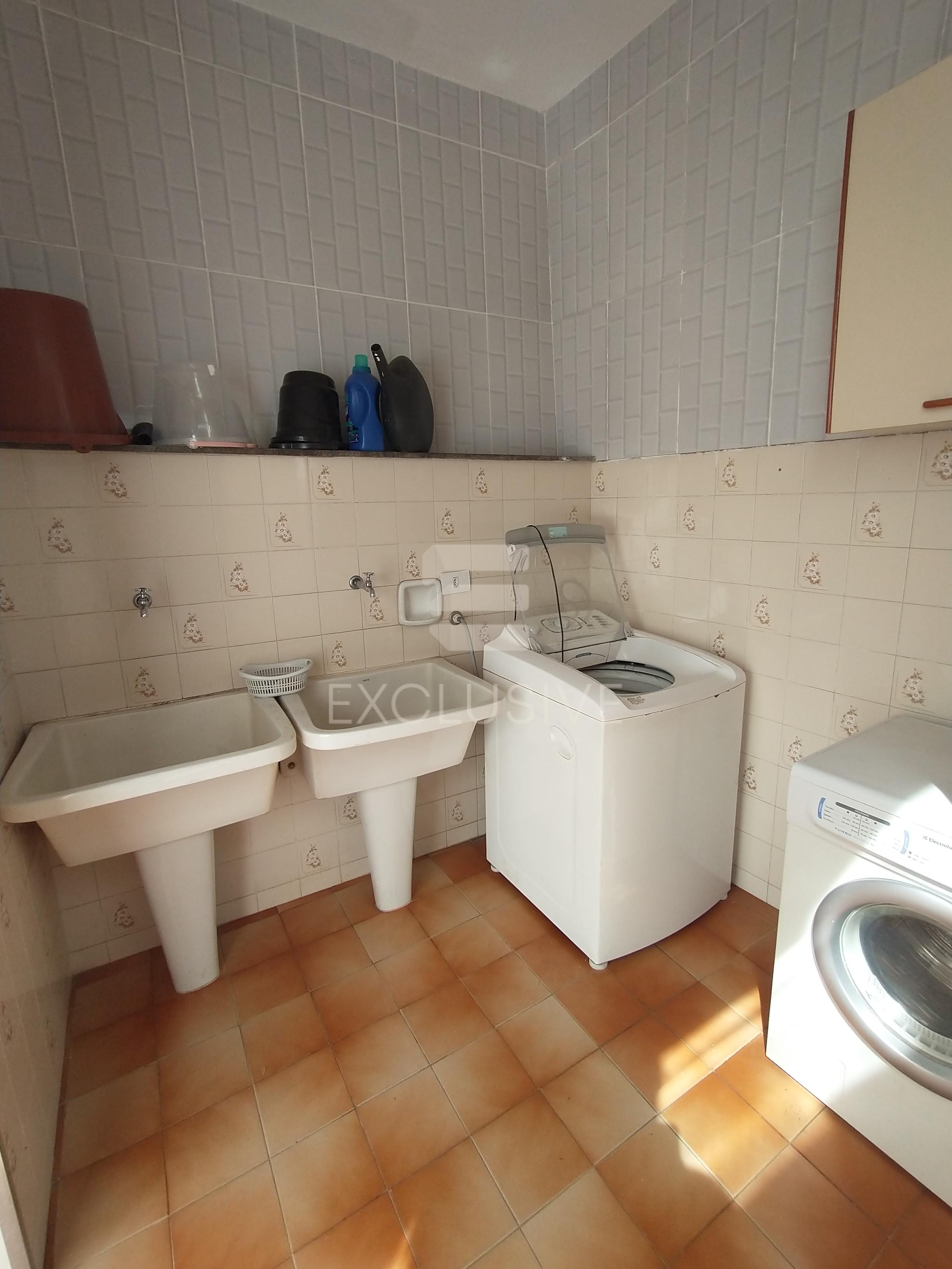 Casa com 4 dormit&oacute;rios &agrave; venda, 372 m&sup2; por R$ 1650.000,00 - Braunes - Nova Friburgo/RJ  Nova Friburgo - 