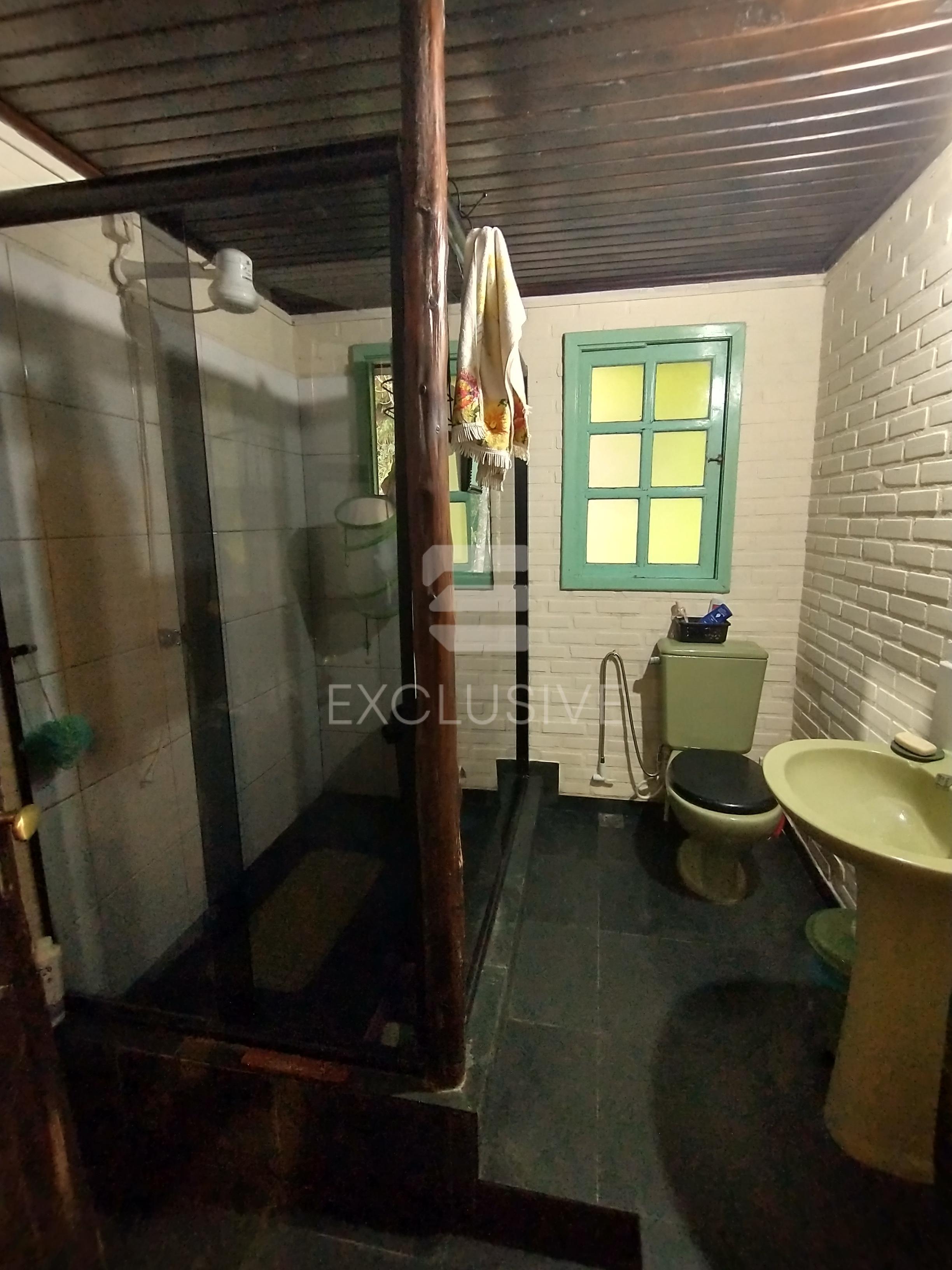 Casa com 4 dormit&oacute;rios &agrave; venda, 245 m&sup2; por R$ 620.000 - Cascatinha - Nova Friburgo/RJ  Nova Friburgo - 