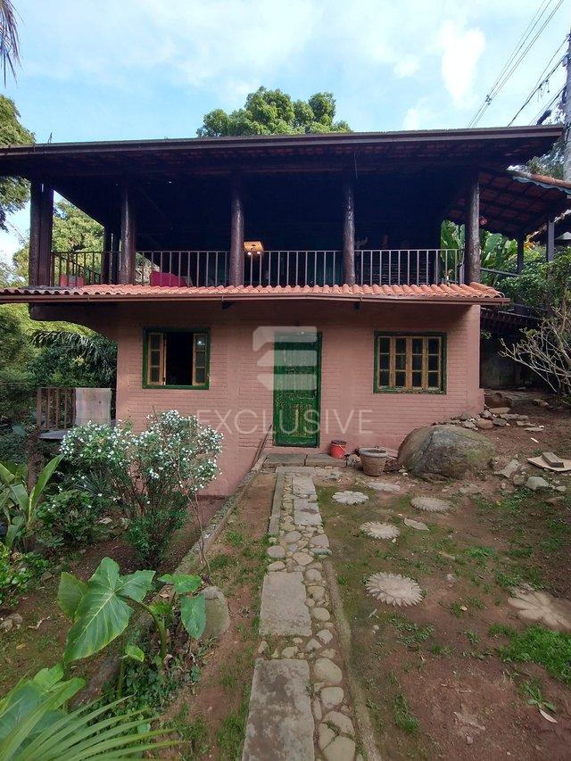 Casa com 4 dormitórios à venda, 245 m² por R$ 620.000 - Cascatinha - Nova Friburgo/RJ  Nova Friburgo - 