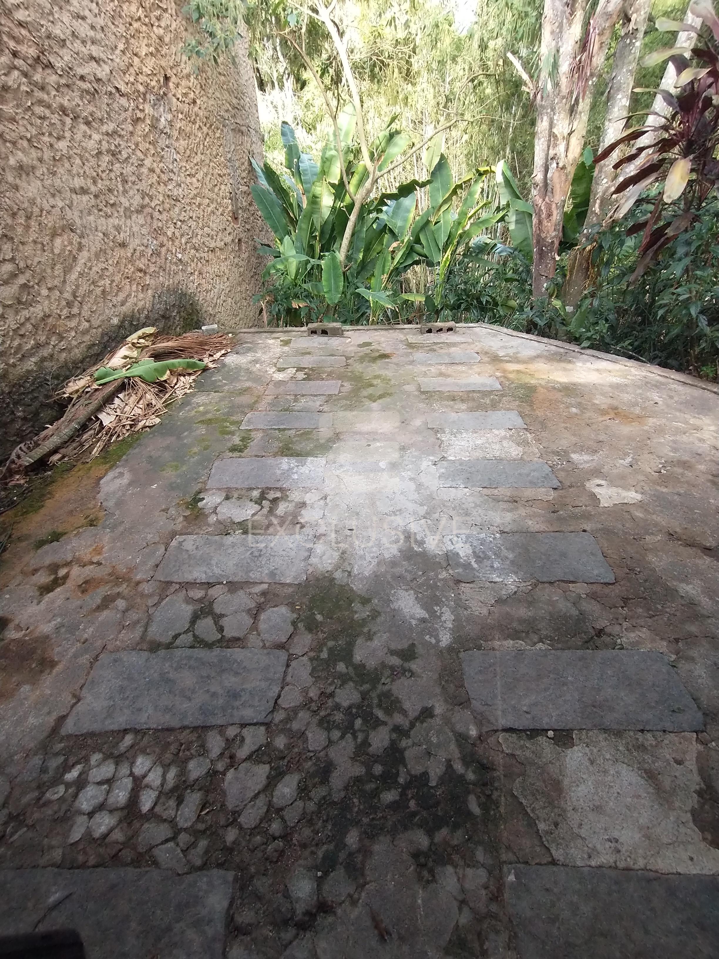 Casa com 4 dormit&oacute;rios &agrave; venda, 245 m&sup2; por R$ 620.000 - Cascatinha - Nova Friburgo/RJ  Nova Friburgo - 