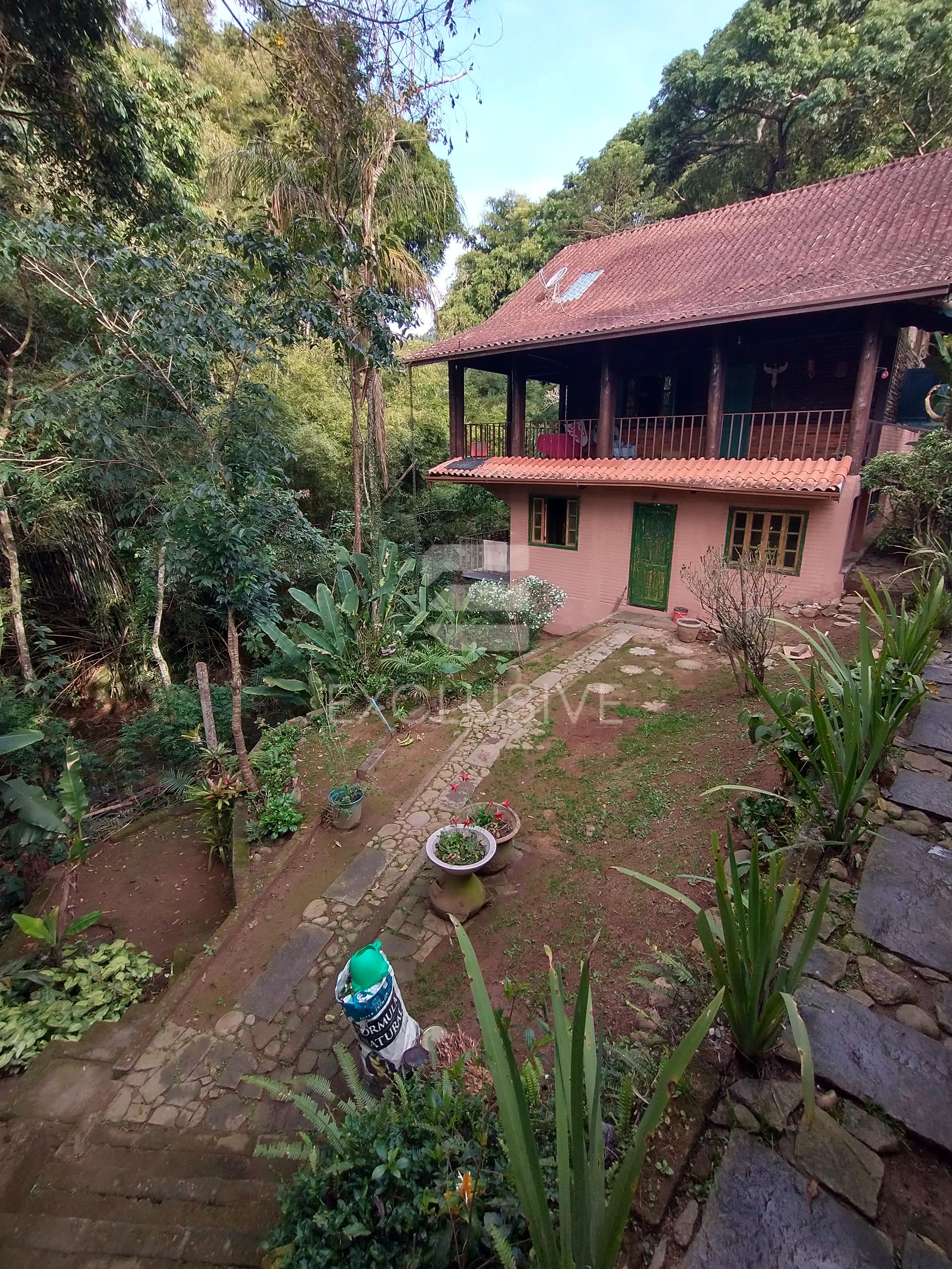 Casa com 4 dormit&oacute;rios &agrave; venda, 245 m&sup2; por R$ 620.000 - Cascatinha - Nova Friburgo/RJ  Nova Friburgo - 