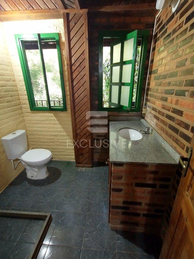 Casa com 4 dormitórios à venda, 245 m² por R$ 620.000 - Cascatinha - Nova Friburgo/RJ  Nova Friburgo - 