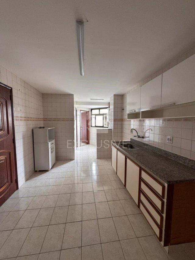 Apartamento com 2 dormitórios à venda, 144 m² por R$ 700.000,00 -Centro- Nova Friburgo/RJ  Nova Friburgo - 