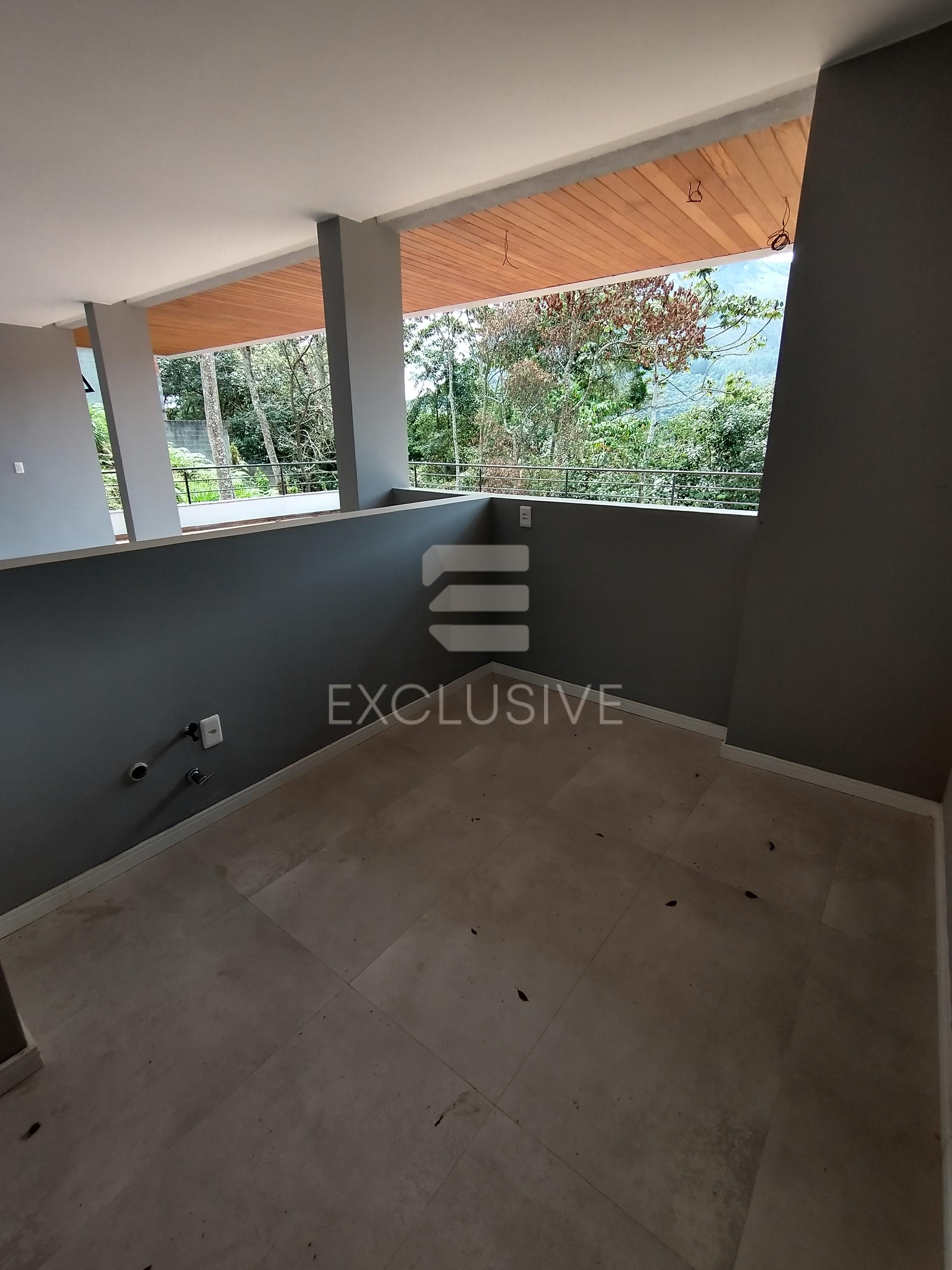Casa com 3 dormit&oacute;rios &agrave; venda, 266,86 m&sup2; por R$ 1650.000,00 - C&ocirc;nego - Nova Friburgo - RJ  Nova Friburgo - 