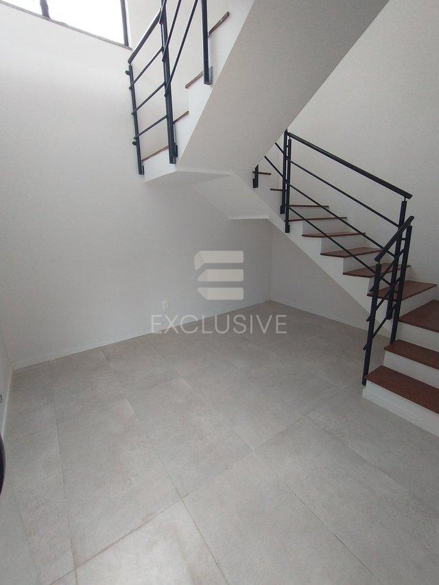 Casa com 3 dormitórios à venda, 266,86 m² por R$ 1650.000,00 - Cônego - Nova Friburgo - RJ  Nova Friburgo - 