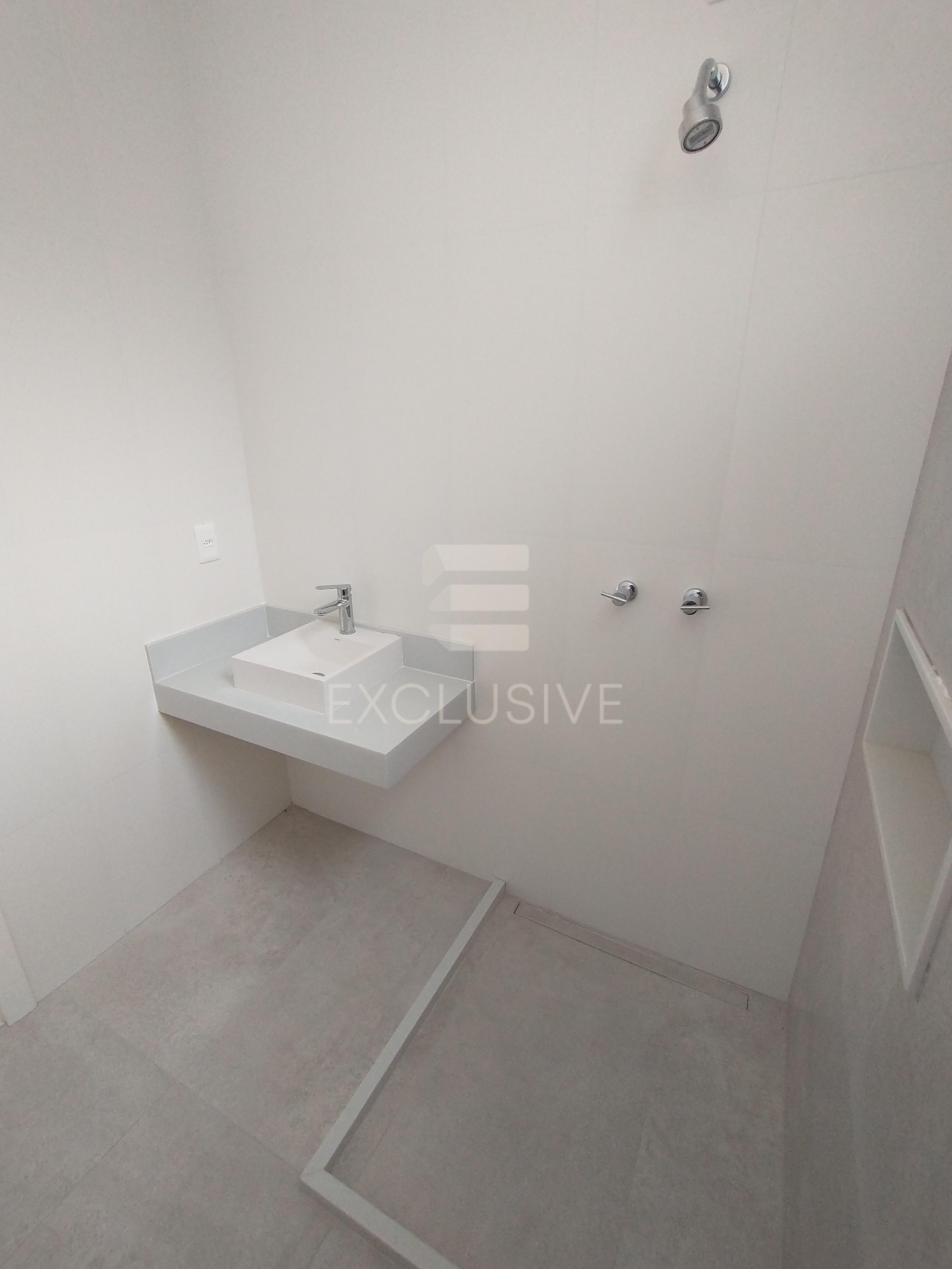 Casa com 3 dormit&oacute;rios &agrave; venda, 266,86 m&sup2; por R$ 1650.000,00 - C&ocirc;nego - Nova Friburgo - RJ  Nova Friburgo - 