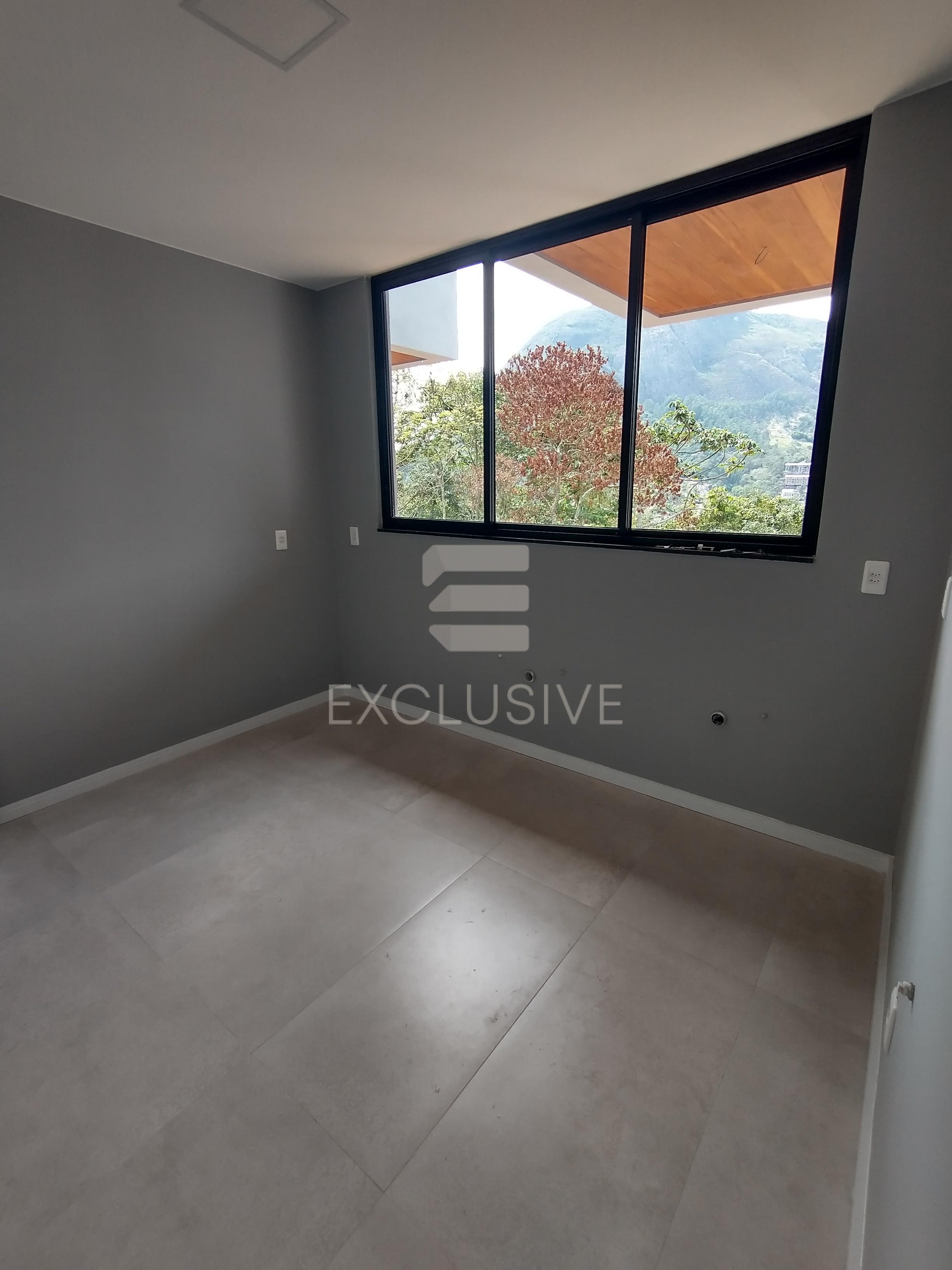Casa com 3 dormit&oacute;rios &agrave; venda, 266,86 m&sup2; por R$ 1650.000,00 - C&ocirc;nego - Nova Friburgo - RJ  Nova Friburgo - 