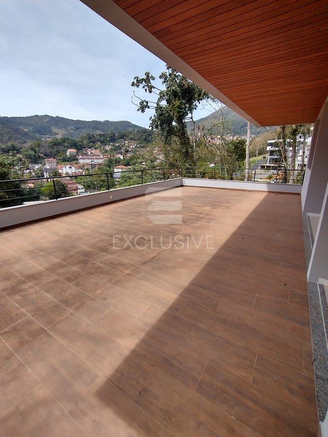 Casa com 3 dormitórios à venda, 266,86 m² por R$ 1650.000,00 - Cônego - Nova Friburgo - RJ  Nova Friburgo - 