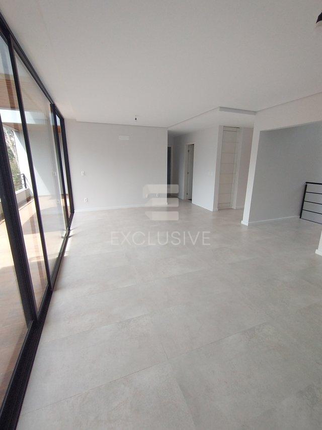 Casa com 3 dormitórios à venda, 266,86 m² por R$ 1650.000,00 - Cônego - Nova Friburgo - RJ  Nova Friburgo - 