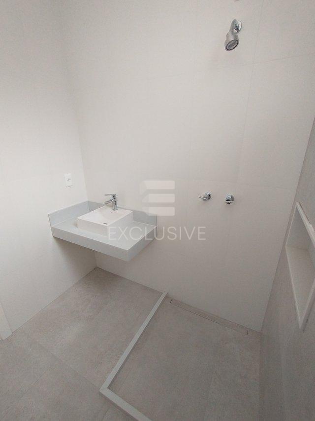 Casa com 3 dormitórios à venda, 266,86 m² por R$ 1650.000,00 - Cônego - Nova Friburgo - RJ  Nova Friburgo - 