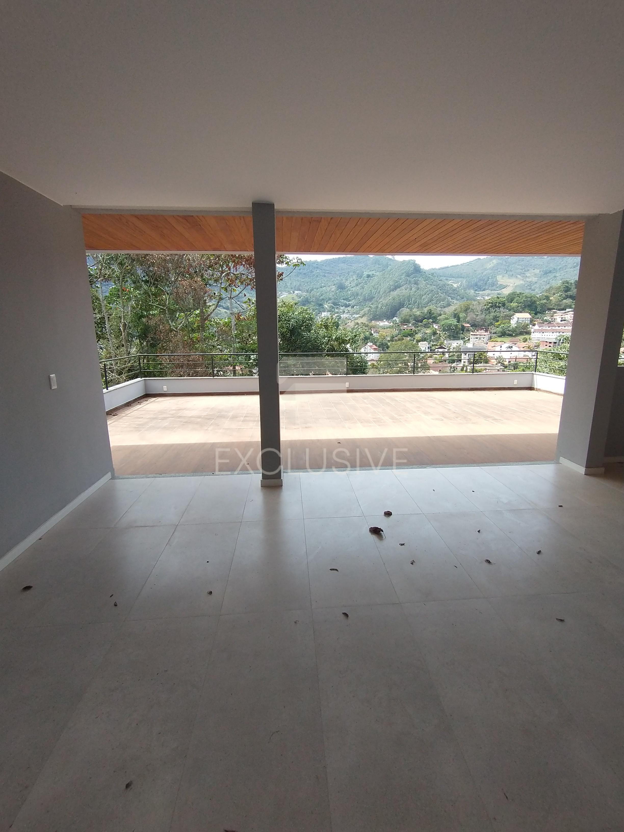 Casa com 3 dormit&oacute;rios &agrave; venda, 266,86 m&sup2; por R$ 1650.000,00 - C&ocirc;nego - Nova Friburgo - RJ  Nova Friburgo - 