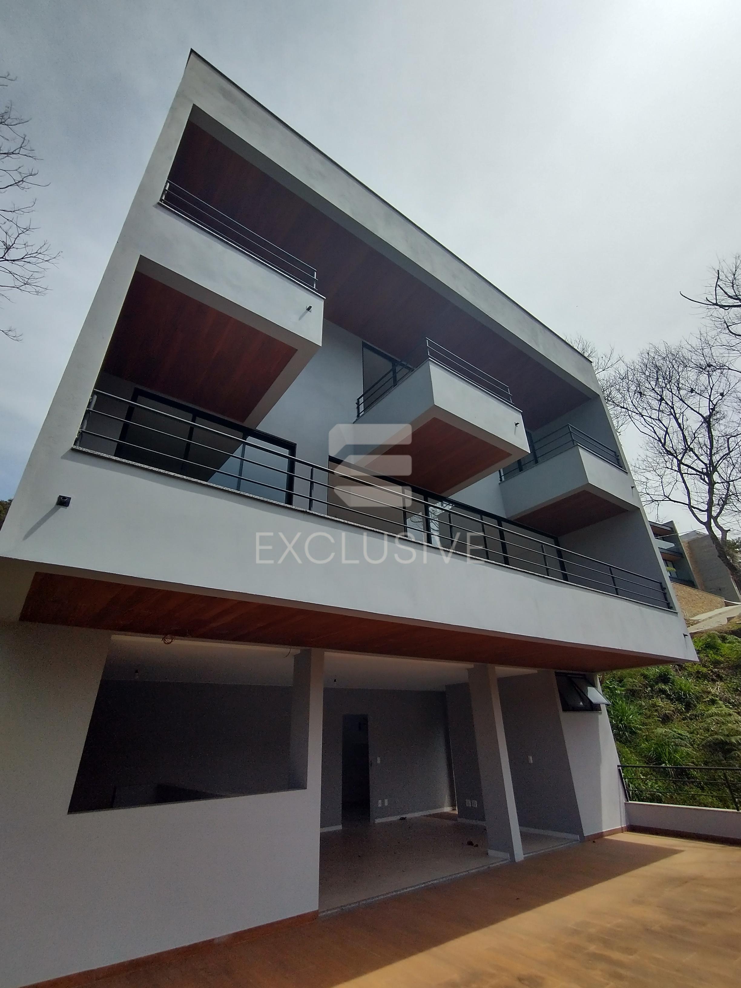 Casa com 3 dormit&oacute;rios &agrave; venda, 266,86 m&sup2; por R$ 1650.000,00 - C&ocirc;nego - Nova Friburgo - RJ  Nova Friburgo - 