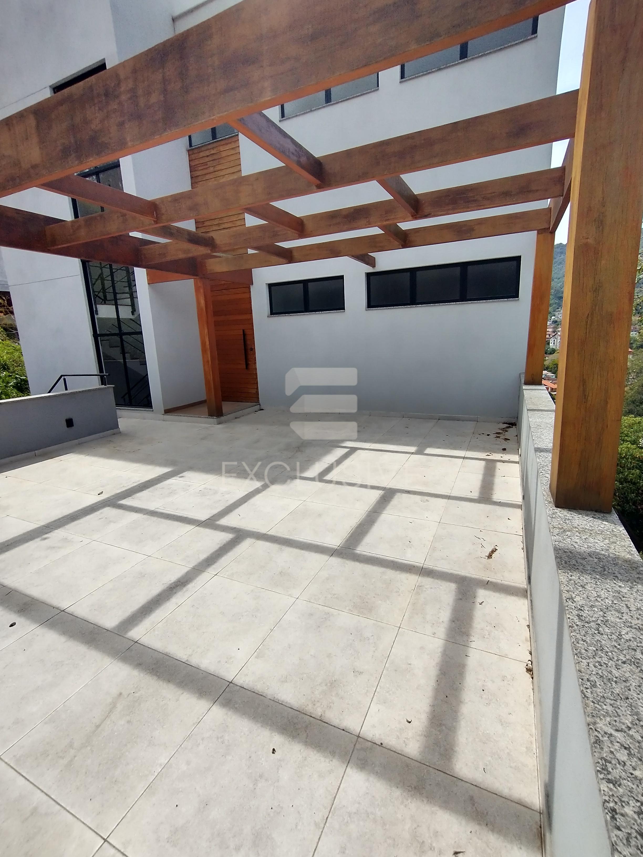 Casa com 3 dormit&oacute;rios &agrave; venda, 266,86 m&sup2; por R$ 1650.000,00 - C&ocirc;nego - Nova Friburgo - RJ  Nova Friburgo - 