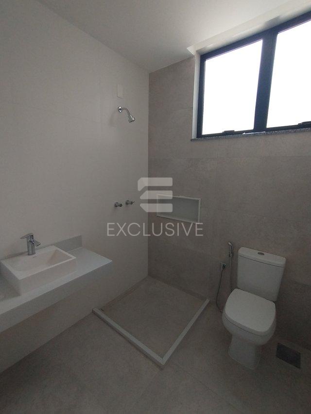 Casa com 3 dormitórios à venda, 266,86 m² por R$ 1650.000,00 - Cônego - Nova Friburgo - RJ  Nova Friburgo - 