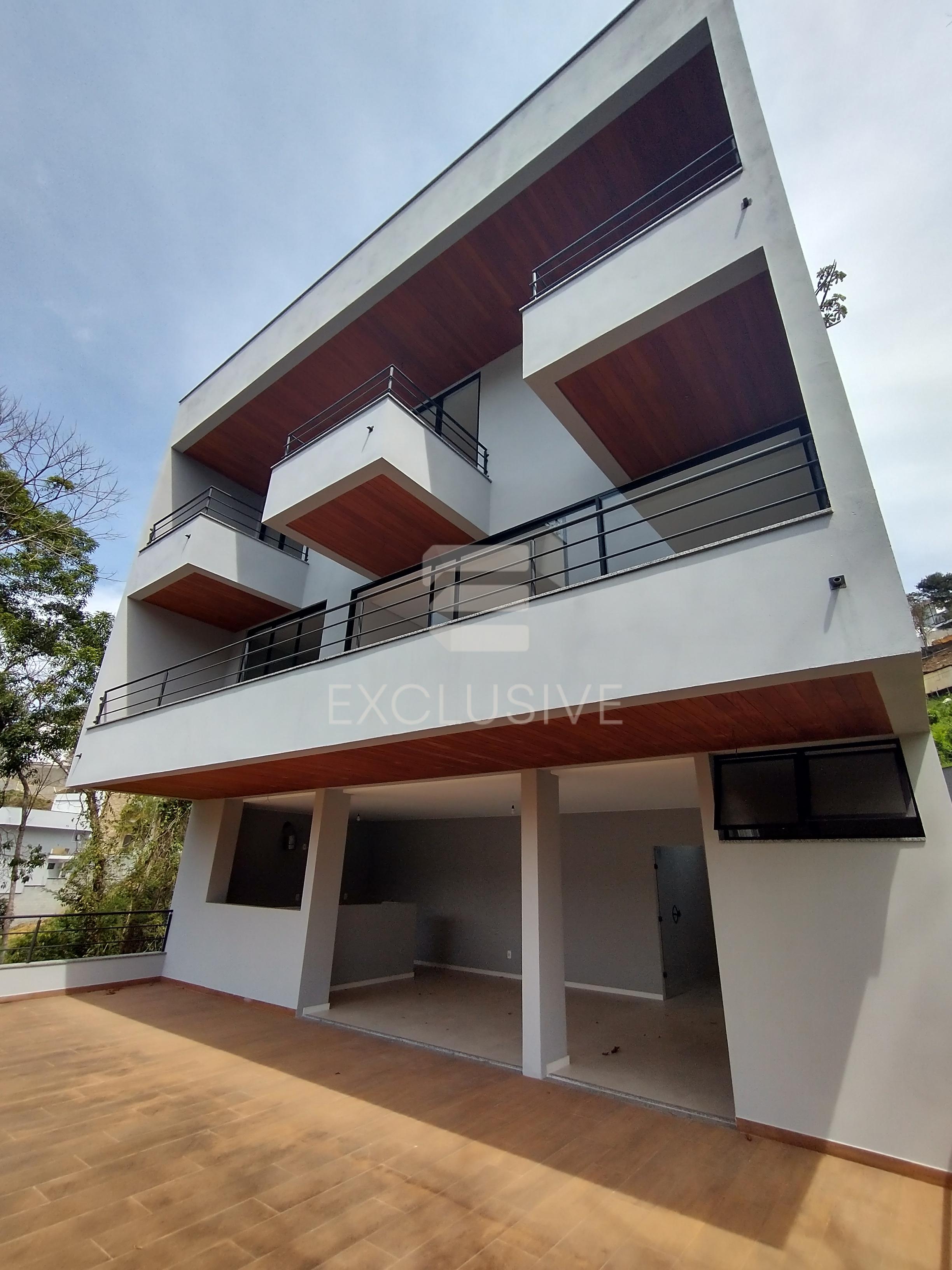 Casa com 3 dormit&oacute;rios &agrave; venda, 266,86 m&sup2; por R$ 1650.000,00 - C&ocirc;nego - Nova Friburgo - RJ  Nova Friburgo - 