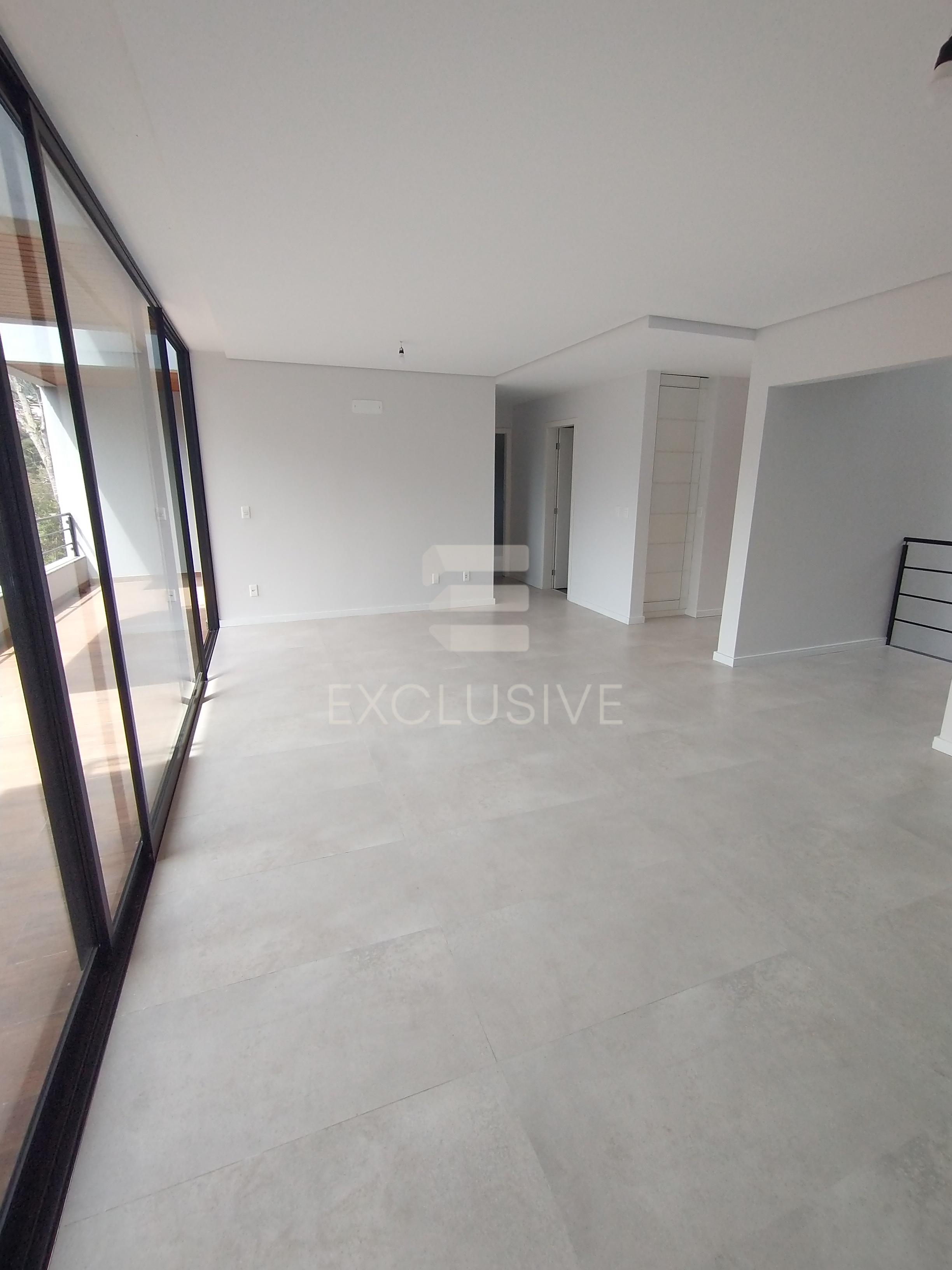 Casa com 3 dormit&oacute;rios &agrave; venda, 266,86 m&sup2; por R$ 1650.000,00 - C&ocirc;nego - Nova Friburgo - RJ  Nova Friburgo - 
