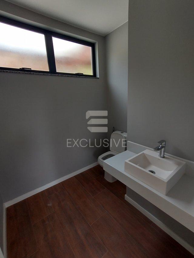 Casa com 3 dormitórios à venda, 266,86 m² por R$ 1650.000,00 - Cônego - Nova Friburgo - RJ  Nova Friburgo - 