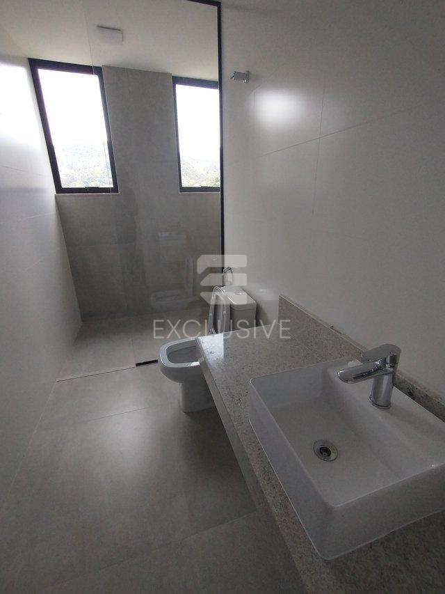 Casa com 3 dormitórios à venda, 231 m² por R$ 1580.000 - Cônego  - Nova Friburgo - RJ  Nova Friburgo - 