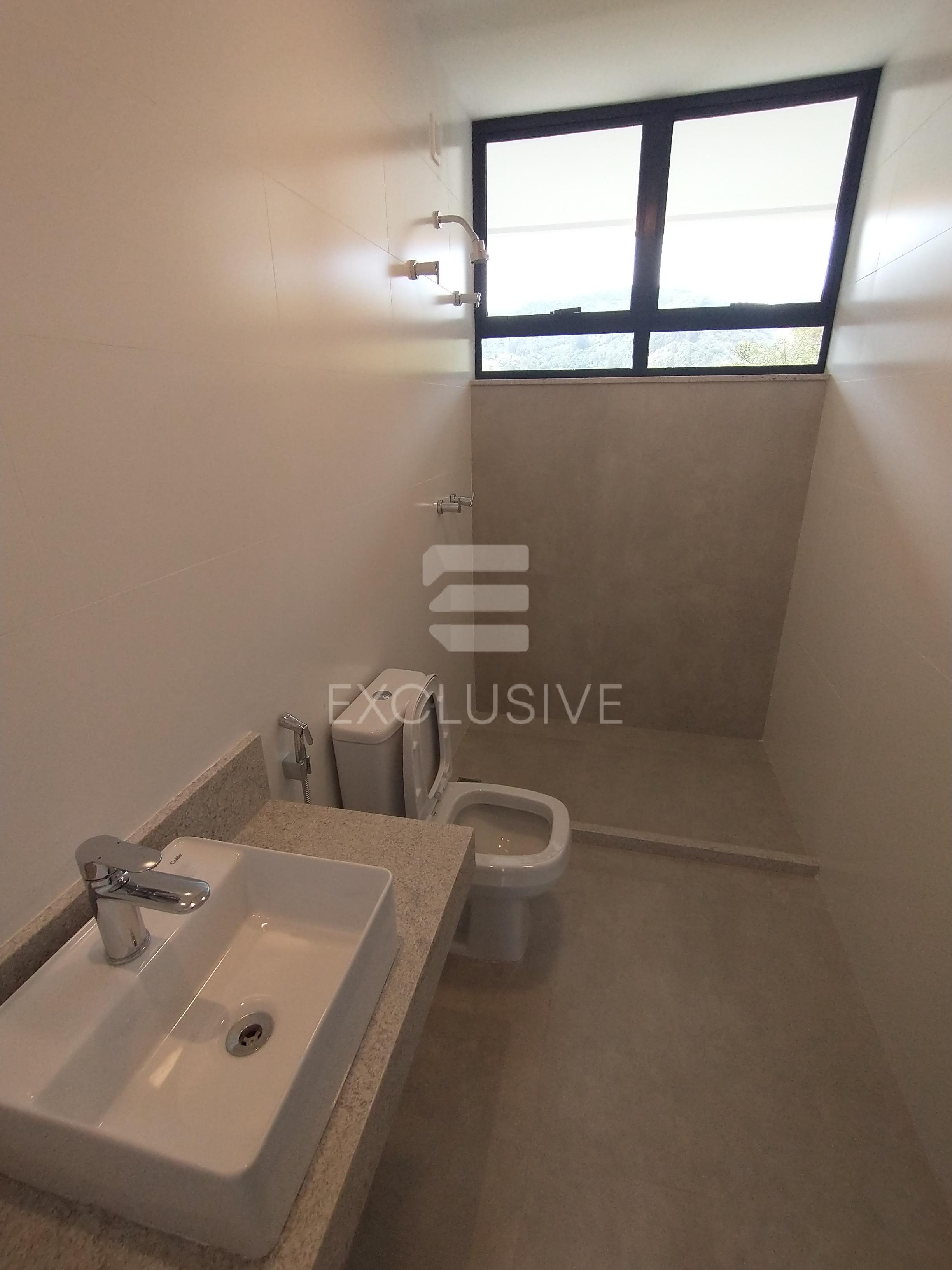 Casa com 3 dormit&oacute;rios &agrave; venda, 231 m&sup2; por R$ 1580.000 - C&ocirc;nego  - Nova Friburgo - RJ  Nova Friburgo - 