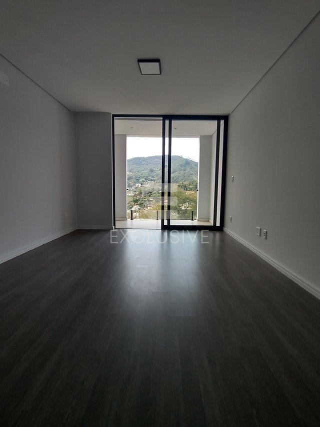 Casa com 3 dormitórios à venda, 231 m² por R$ 1580.000 - Cônego  - Nova Friburgo - RJ  Nova Friburgo - 