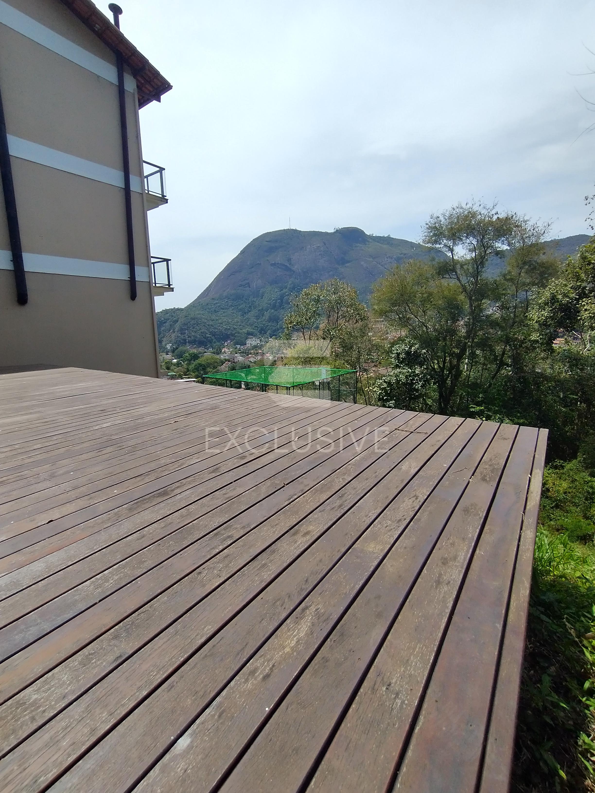Casa com 3 dormit&oacute;rios &agrave; venda, 231 m&sup2; por R$ 1580.000 - C&ocirc;nego  - Nova Friburgo - RJ  Nova Friburgo - 
