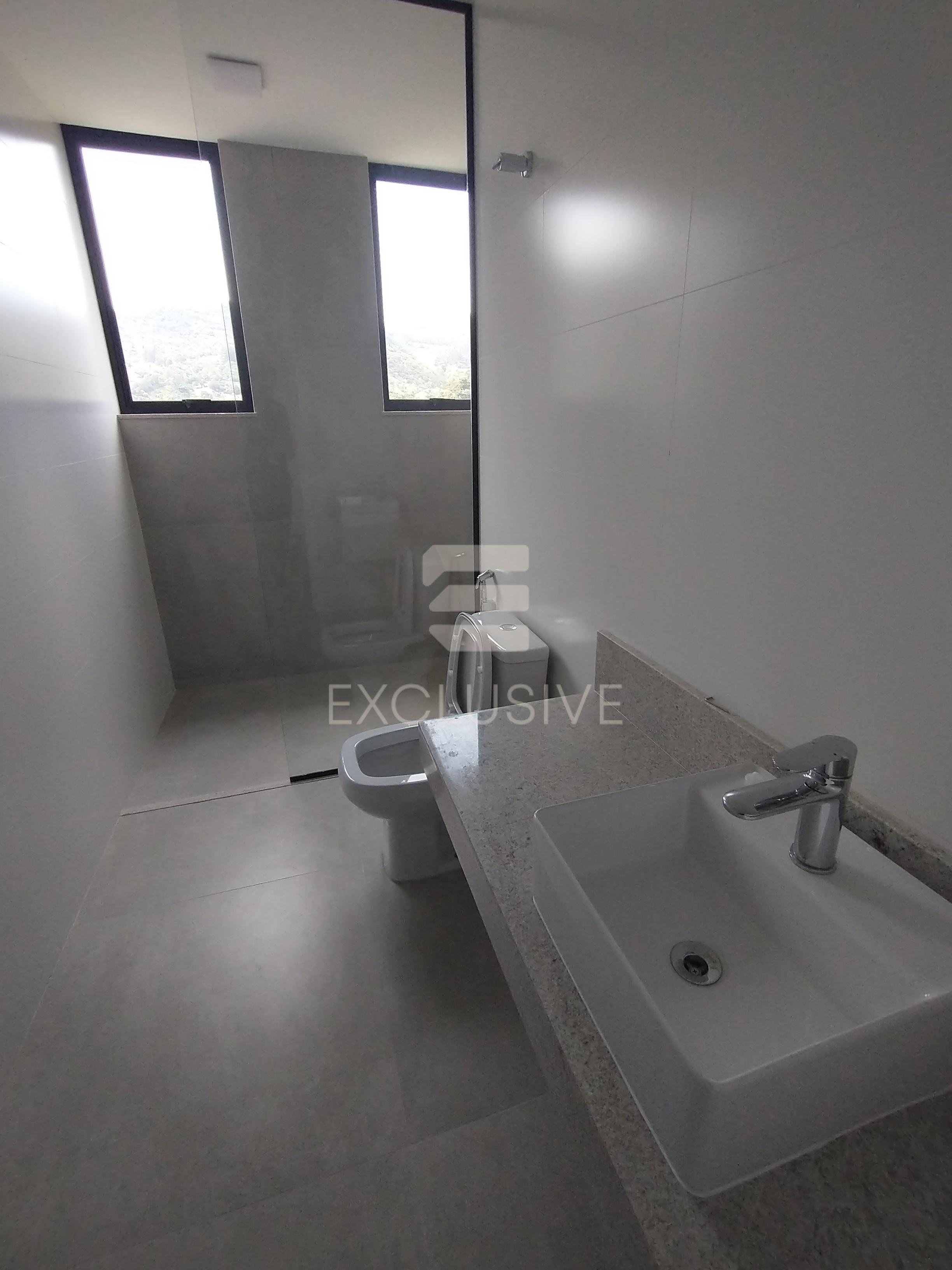 Casa com 3 dormit&oacute;rios &agrave; venda, 231 m&sup2; por R$ 1580.000 - C&ocirc;nego  - Nova Friburgo - RJ  Nova Friburgo - 