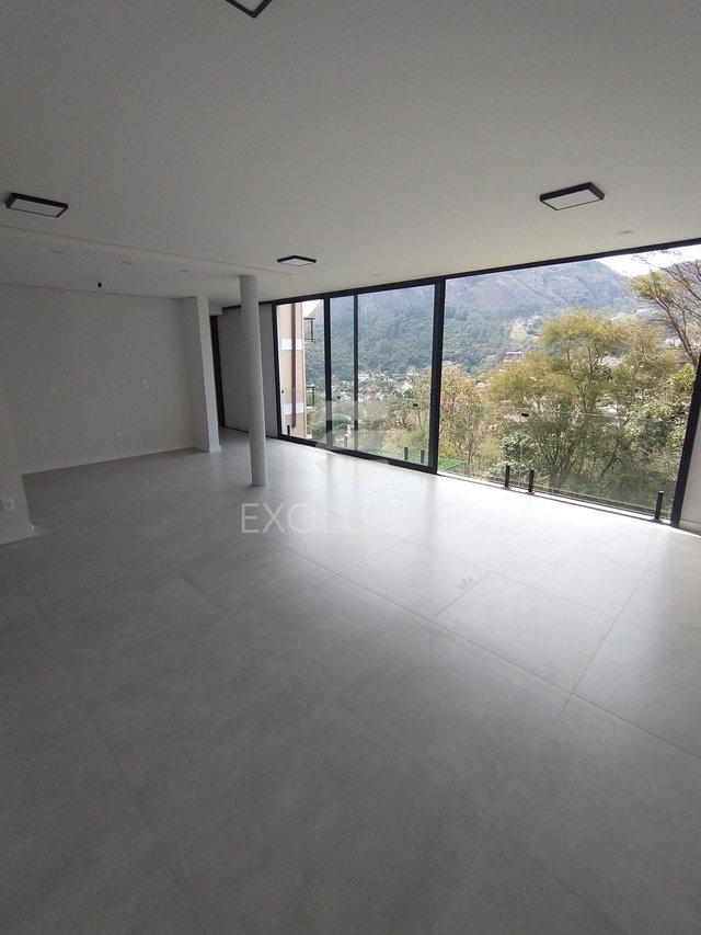 Casa com 3 dormitórios à venda, 231 m² por R$ 1580.000 - Cônego  - Nova Friburgo - RJ  Nova Friburgo - 